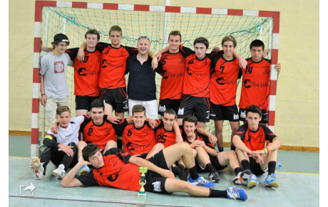 Les -18 Garçons : Champions Bidépartemental