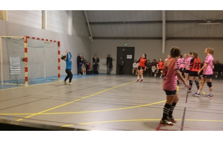 Première victoire des Seniors Filles face au Girondins de Bordeaux !